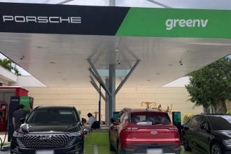 Porsche e GreenV inauguram hub de recarga rápida SP-Curitiba