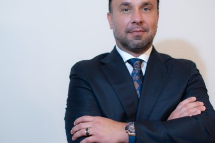 Visto E-2: engenheiro com cidadania europeia tem vantagens nos EUA